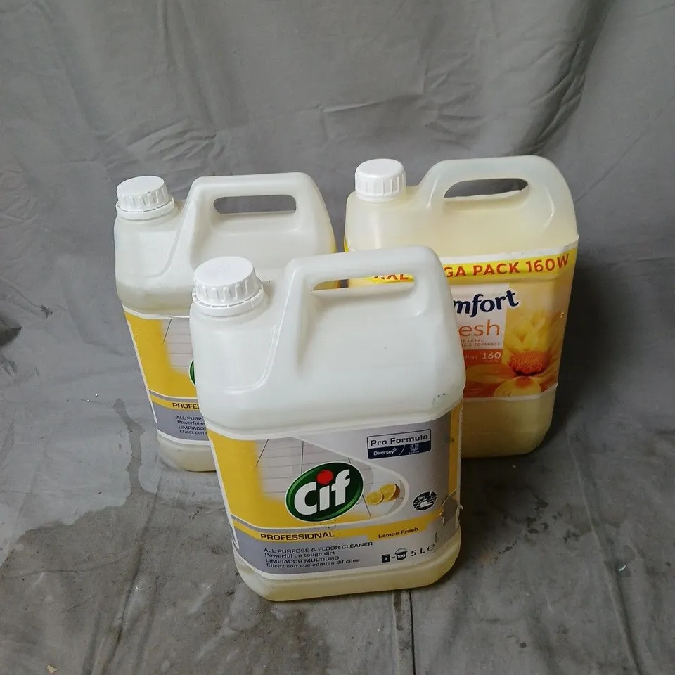 APPROXIMATELY 3 ASSORTED HOUSEHOLD LIQUID PRODUCTS TO INCLUDE COMFORT FRESH MEGA PACK, CIF PROFESSIONAL 5L LEMON FRESH 