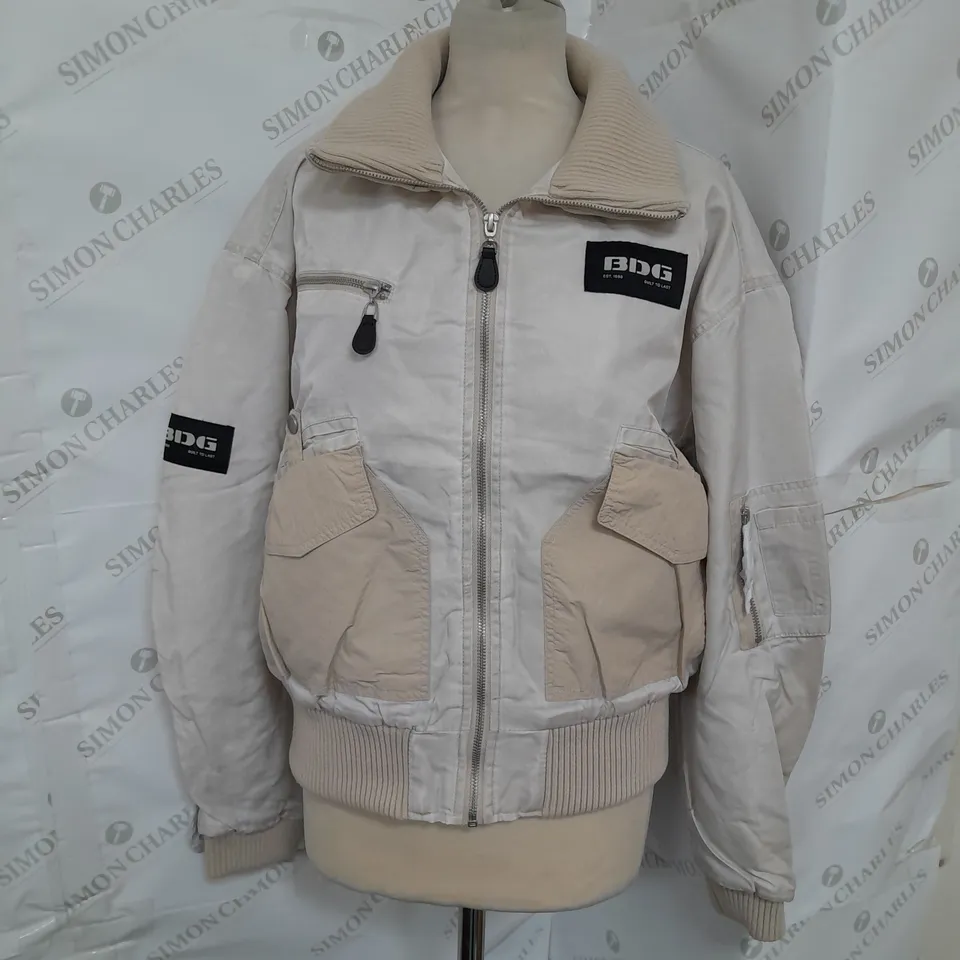 BDG NYLON AVRIL JACKET IN IVORY SIZE S