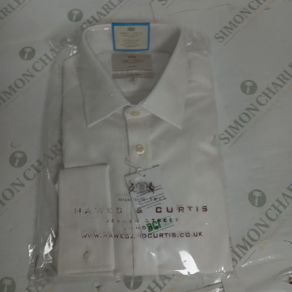 BAGGED HAWES AND CURTIS BUTTON SHIRT SIZE 16-34