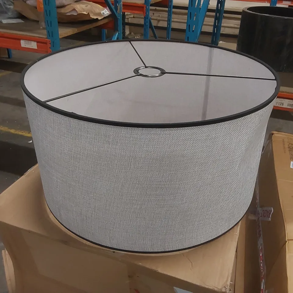 BOXED DESIGNER ROUND LAMP SHADE 