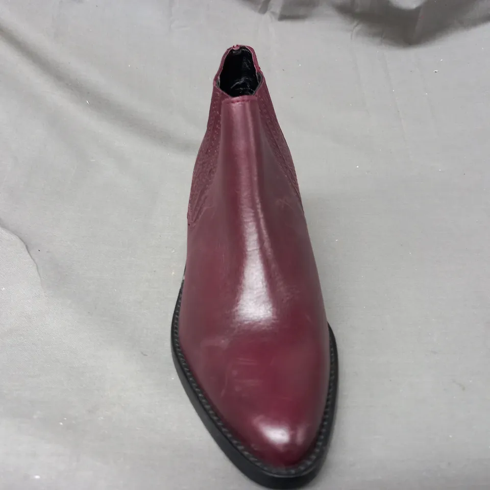 BOXED SOLEA EASTWOOD LEATHER ANKLE BOOTS IN WINE - ODD SIZES