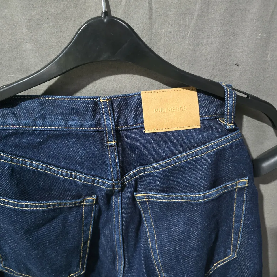 UK4 PULL&BEAR WOMEN'S PETITE JEANS – DARK DENIM EU32