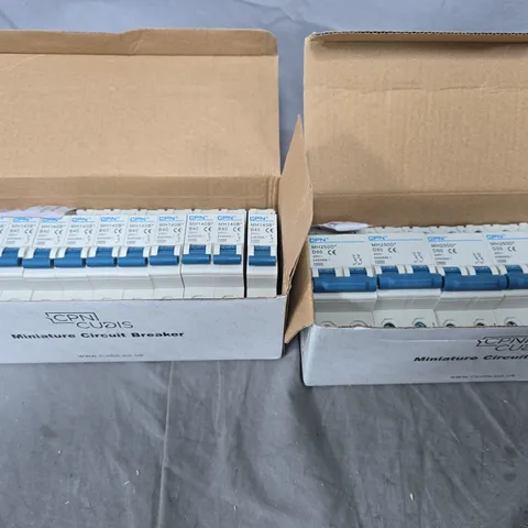 10 ASSORTED MINIATURE CIRCUIT BREAKER SETS  