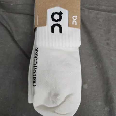 ONN LOGO SOCK 3-PACK – WHITE, XL (46-49)