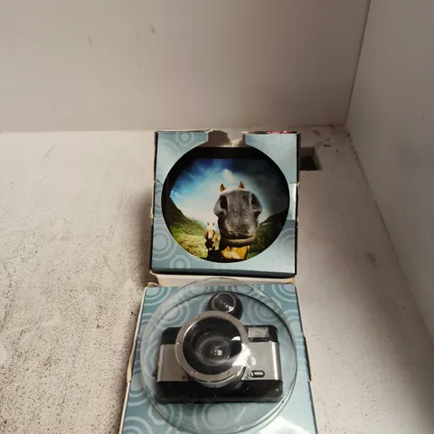 LOMOGRAPHY FISHEYE CAMERA (BOXED)