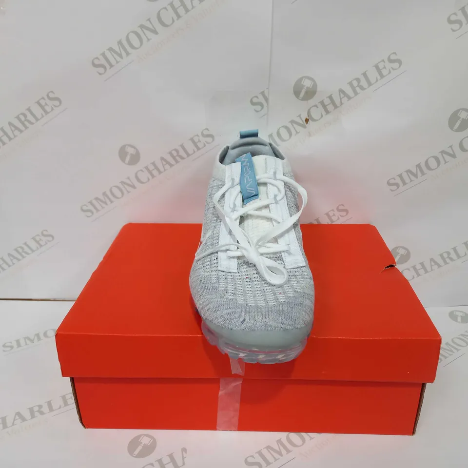NIKE AIR VAPORMAX 2021 FK IN WHITE/CLEAR - UK 6 