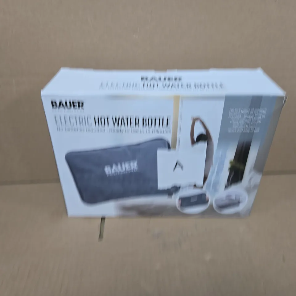 BOXED BAUER ELECTRIC HOT WATER BOTTLE