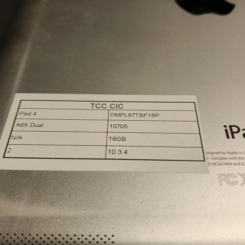 APPLE IPAD 4 (16GB) – SILVER, WI‑FI