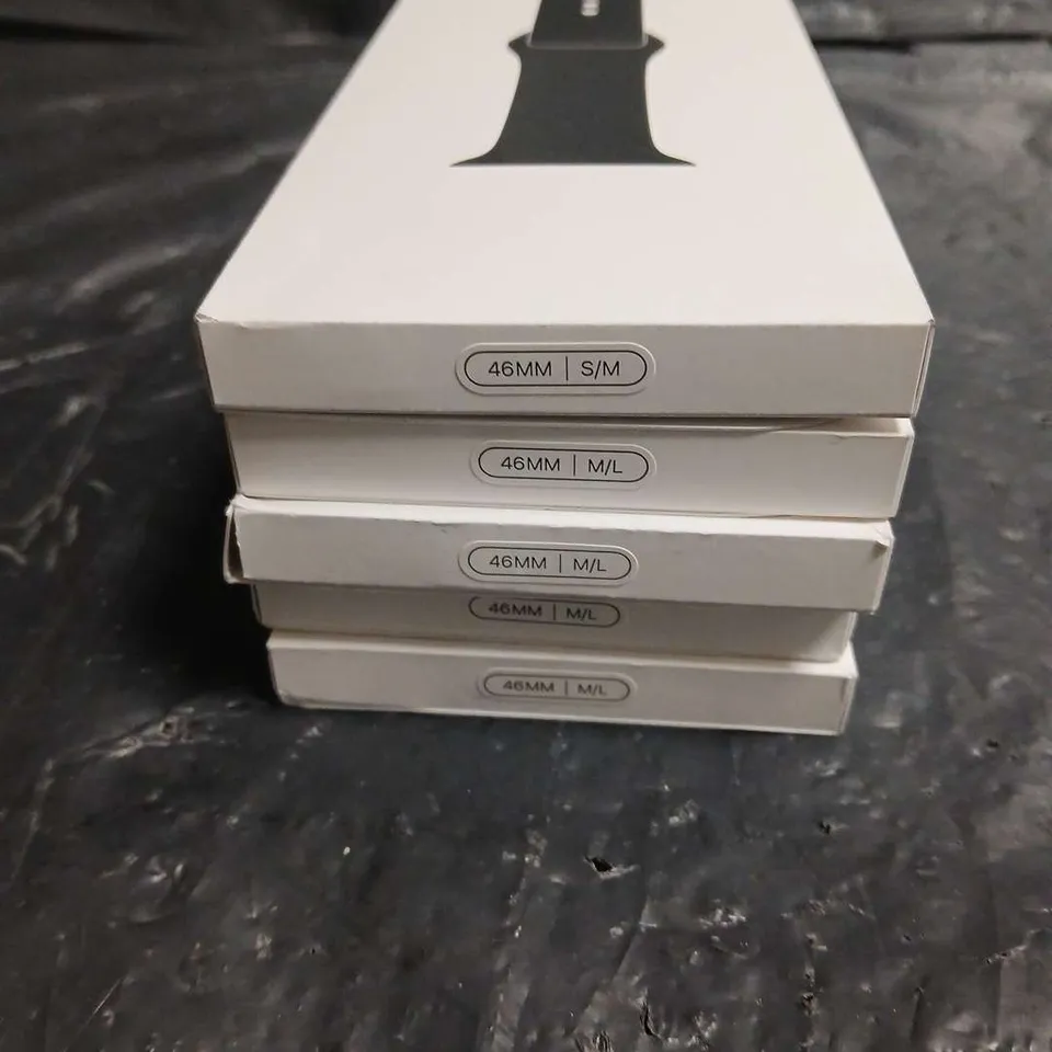 LOT OF 5 APPLE WATCH SPORT BANDS IN BLACK - 46MM