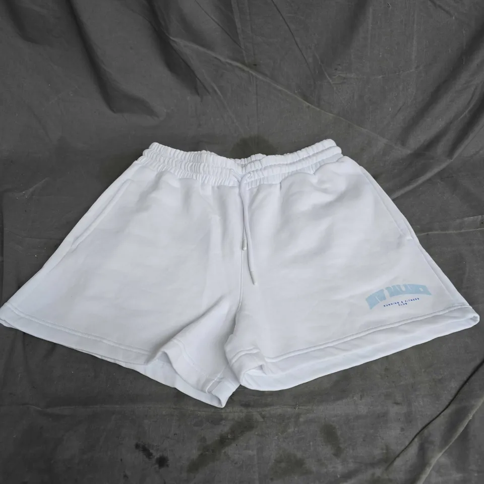 NEW BALANCE SWEAT SHORTS IN WHITE SIZE M