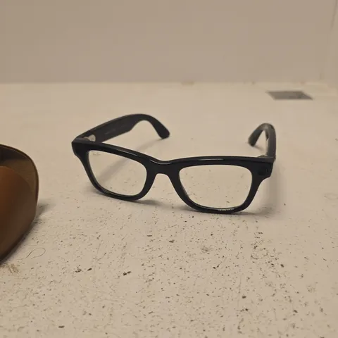 RAY-BAN WAYFARER-STYLE EYEGLASSES – BLACK FRAME WITH BROWN LEATHER CASE