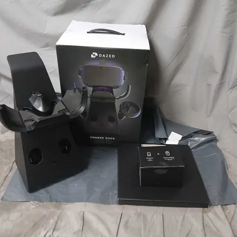 PALLET OF APPROXIMATELY 32 BOXED DAZED CHARGE BOX FOR OCULUS QUEST 