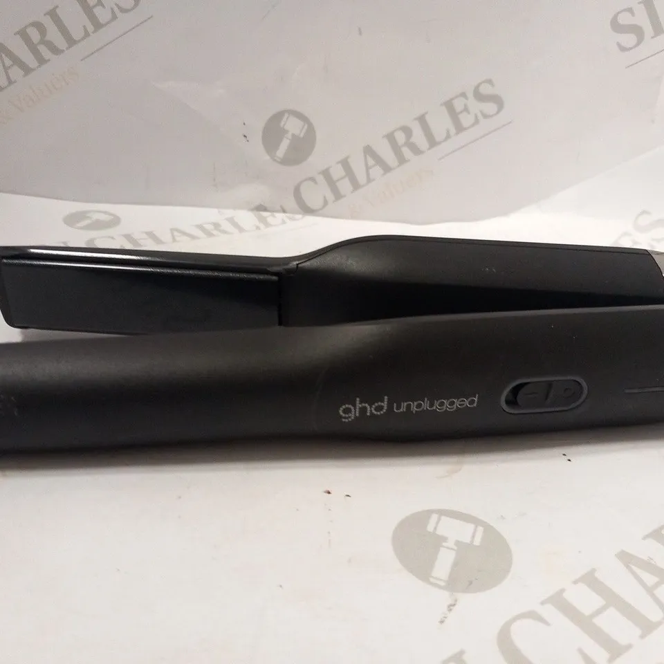 GHD UNPLUGGED CORDLESS STYLER 