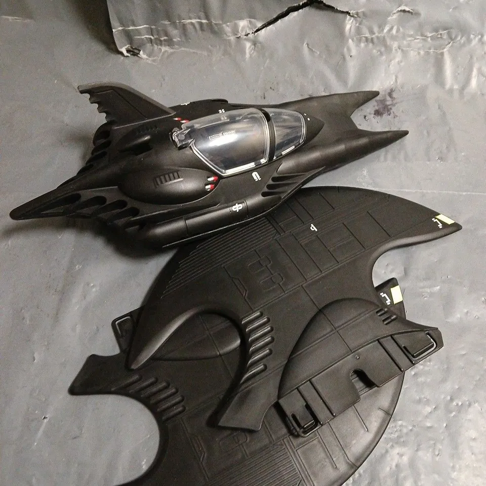 BOXED BATMAN BATWING TOY 