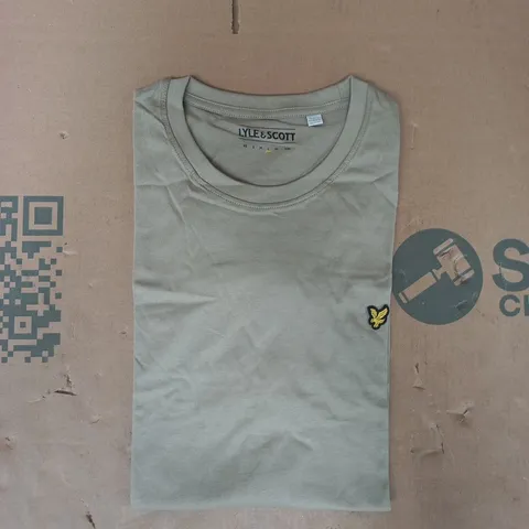 LYLE & SCOTT T-SHIRT IN STONE BEIGE SIZE LARGE