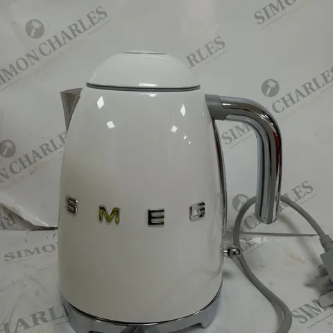 BOXED SMEG KETTLE - WHITE