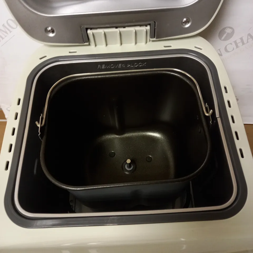 MORPHY RICHARDS MULTI-USE FASTBAKE BREADMAKER