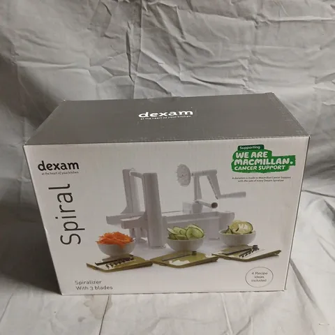 SEALED KITCHEN SPIRALIZER WITH 3 BLADES