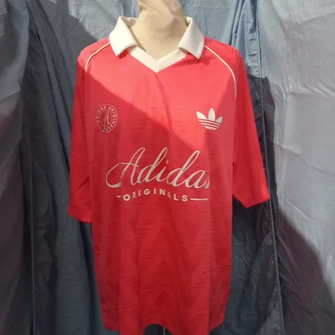ADIDAS ORIGINALS FOOTBALL TEE – RED, UK 12-14 (M) – BRAND NEW