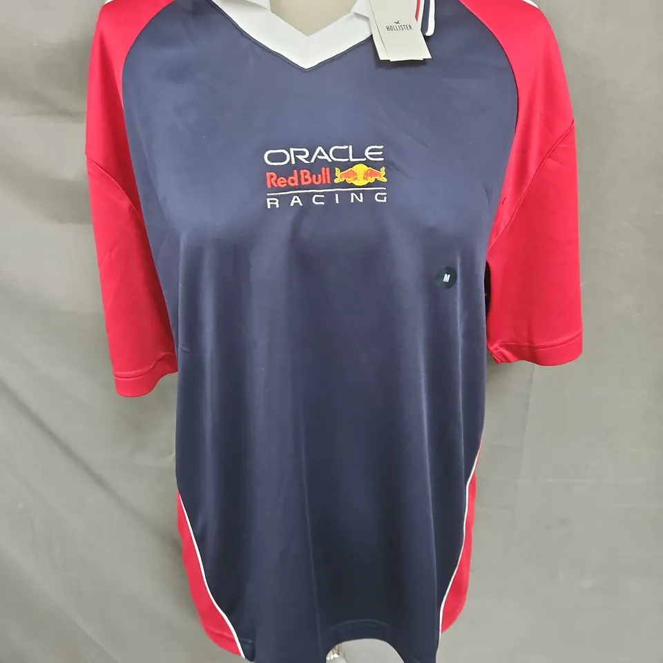 HOLLISTER BOXY FIT COLLARED JERSEY IN NAVY/RED SIZE M