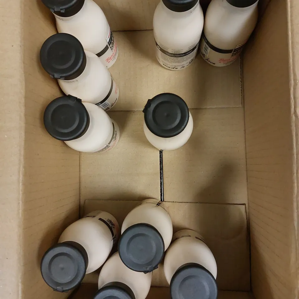 BOX OF APPROXIMATELY 10 AQUOLINA LATTE WHITE CHOCOLATE & ORCHID CREAM PUFF BODY MILK - 250ML 