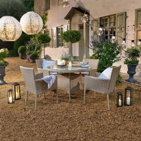 BOXED ARRAN 4 SEATER ROUND DINING SET (2 BOXES)