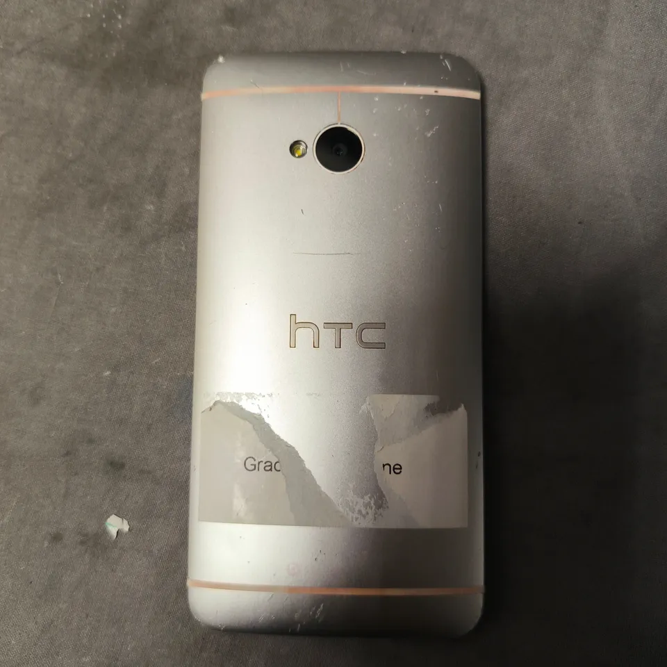 HTC ONE (PN07100)