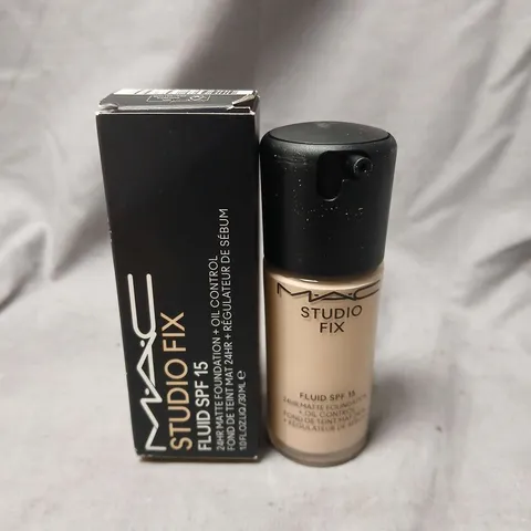 MAC STUDIO FIX FLUID SPF 15 FOUNDATION – 30 ML, BOXED