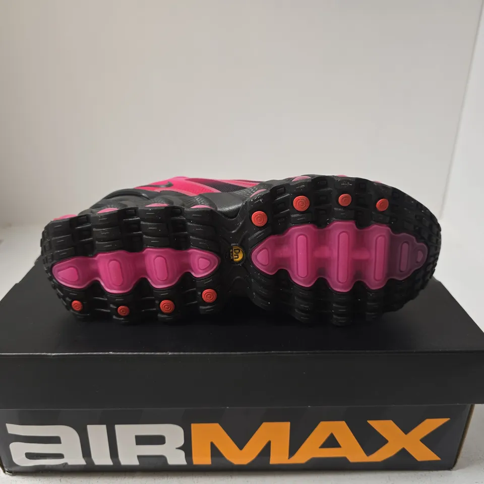 NIKE AIR MAX DN8 UK 5.5 FUCHSIA/BLACK BOXED