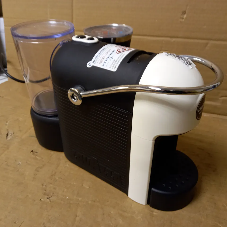 LAVAZZA A MODO MIO JOLIE PLUS COFFEE MACHINE WITH MILK FROTHER