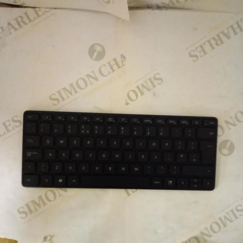 MICROSOFT DESIGNER COMPACT KEYBOARD
