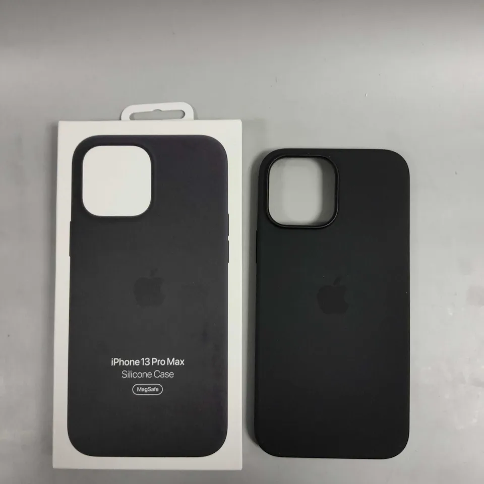 BOXED APPLE IPHONE 13 PRO MAX MAGSAFE SILICONE CASE IN MIDNIGHT	