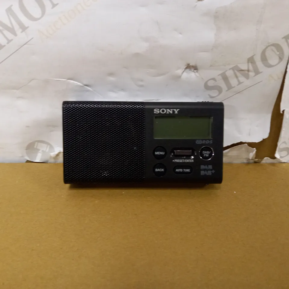 SONY XDR-P1 PORTABLE DAB/DAB+/FM DIGITAL RADIO, BLACK