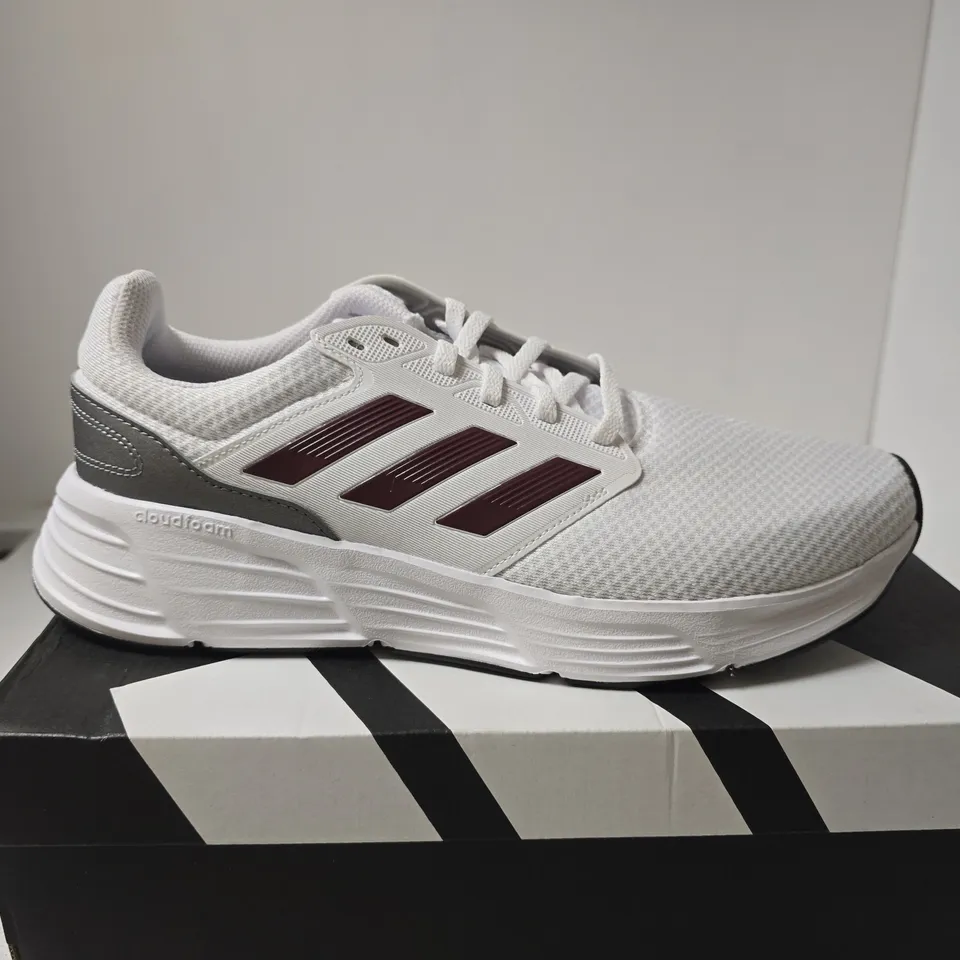 ADIDAS GALAXY TRAINER UK 10.5 BOXED