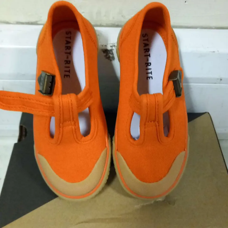 BOXED START RITE ANCHOR ORANGE CANVAS SIZE EU 25