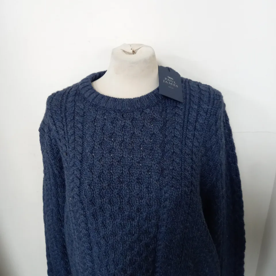 PAUL JAMES KNITTED JUMPER SIZE L