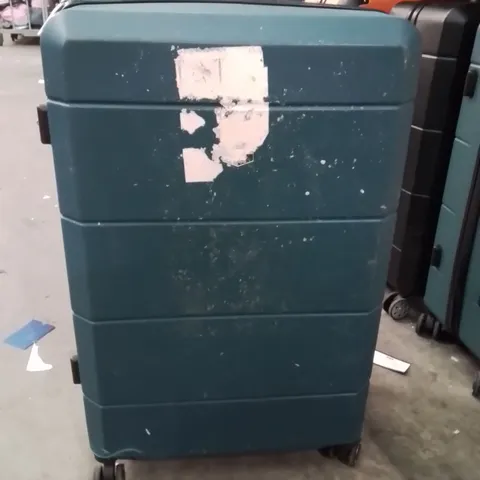 LUGG TRAVEL SUITCASE 