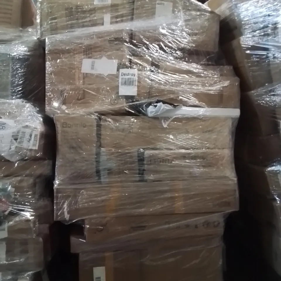 PALLET OF ASSORTED HOUSEHOLD GOODS AND PRODUCTS TO INCLUDE;CHAIR,CHRISTMAS TREE,TABLE BOWLING GAME