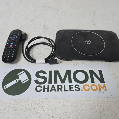 APPROXIMATELY 15 ASSORTED ELECTRICAL ITEMS TO INCLUDE BT WIFI HUB, REMOTE CONTROLS AND ASSORTED POWER CABLES