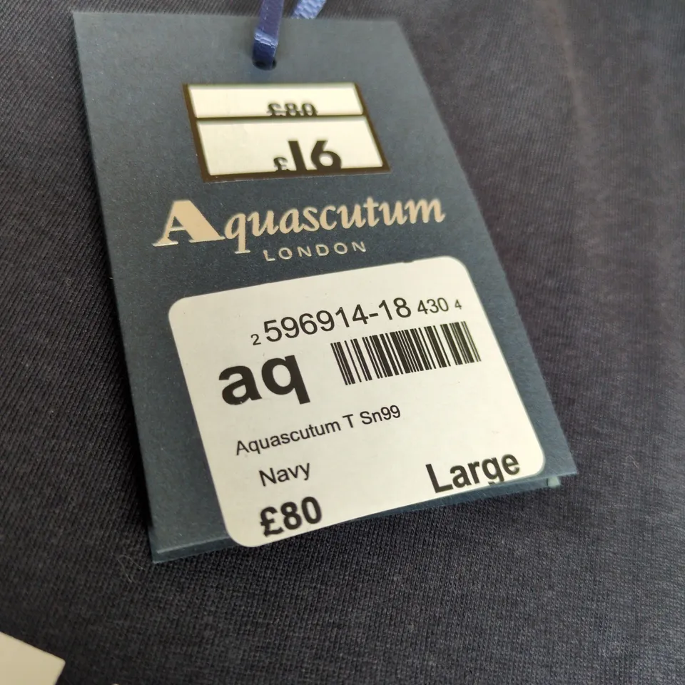 AQUASCUTUM LONDON NAVY T-SHIRT – LARGE
