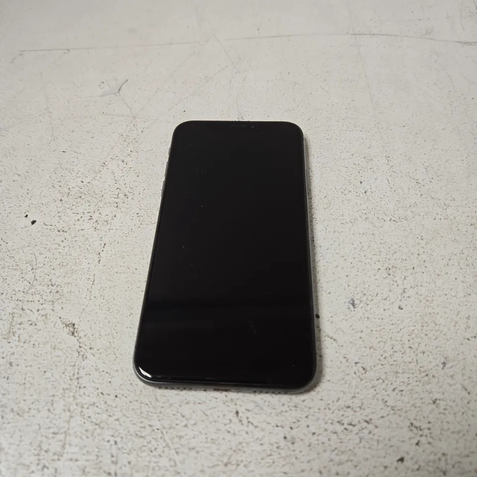 APPLE IPHONE SMARTPHONE - MODEL UNSPECIFIED