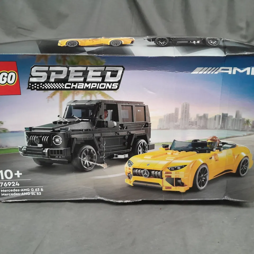 BOXED LEGO SPEED CHAMPIONS AMG - 76924