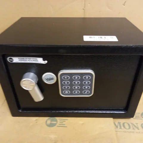 YALE SMALL ELECTRONIC SAFE