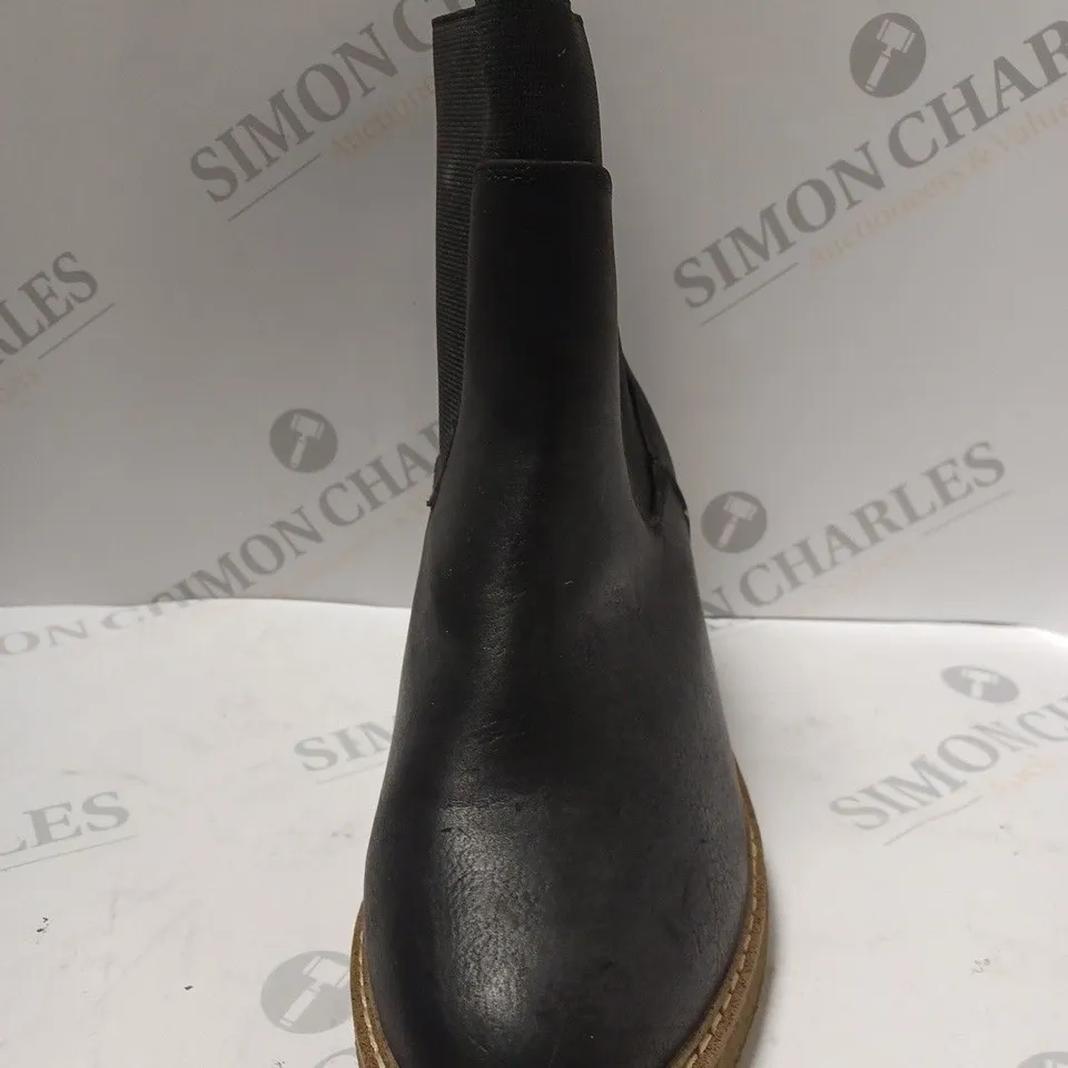 EVANS BROOKE ANKLE BOOTS, BLACK - SIZE 5
