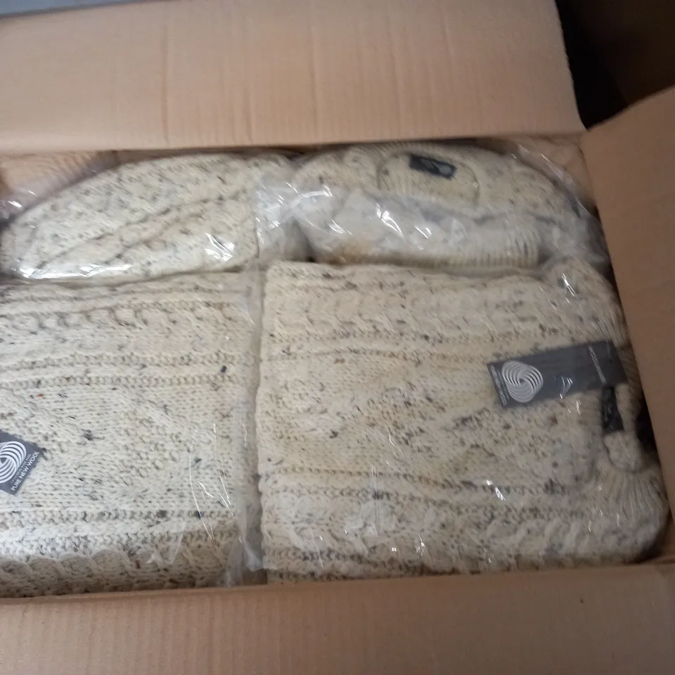 LOT OF APPROXIMATELY 10 AS NEW PURE NEW WOOL JUMPERS - ALL M