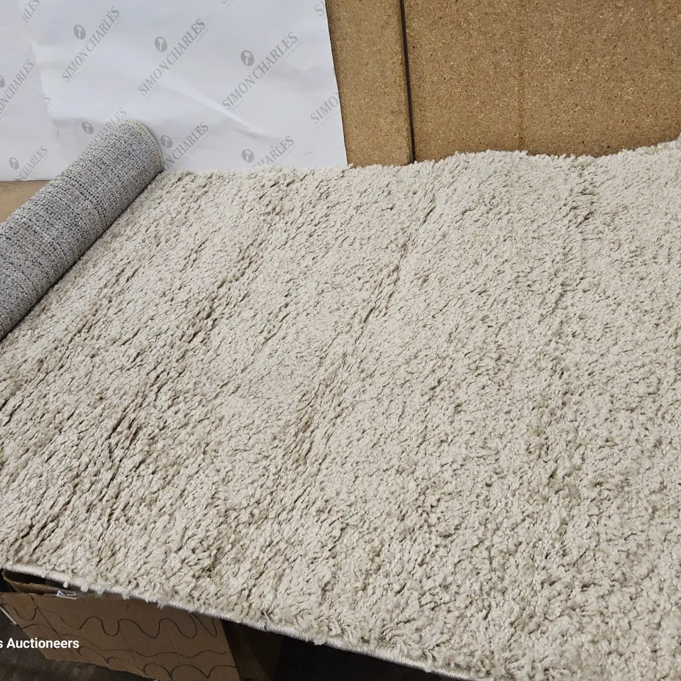 INDOOR/OUTDOOR MINK SHAGGY AREA RUG 80 × 150