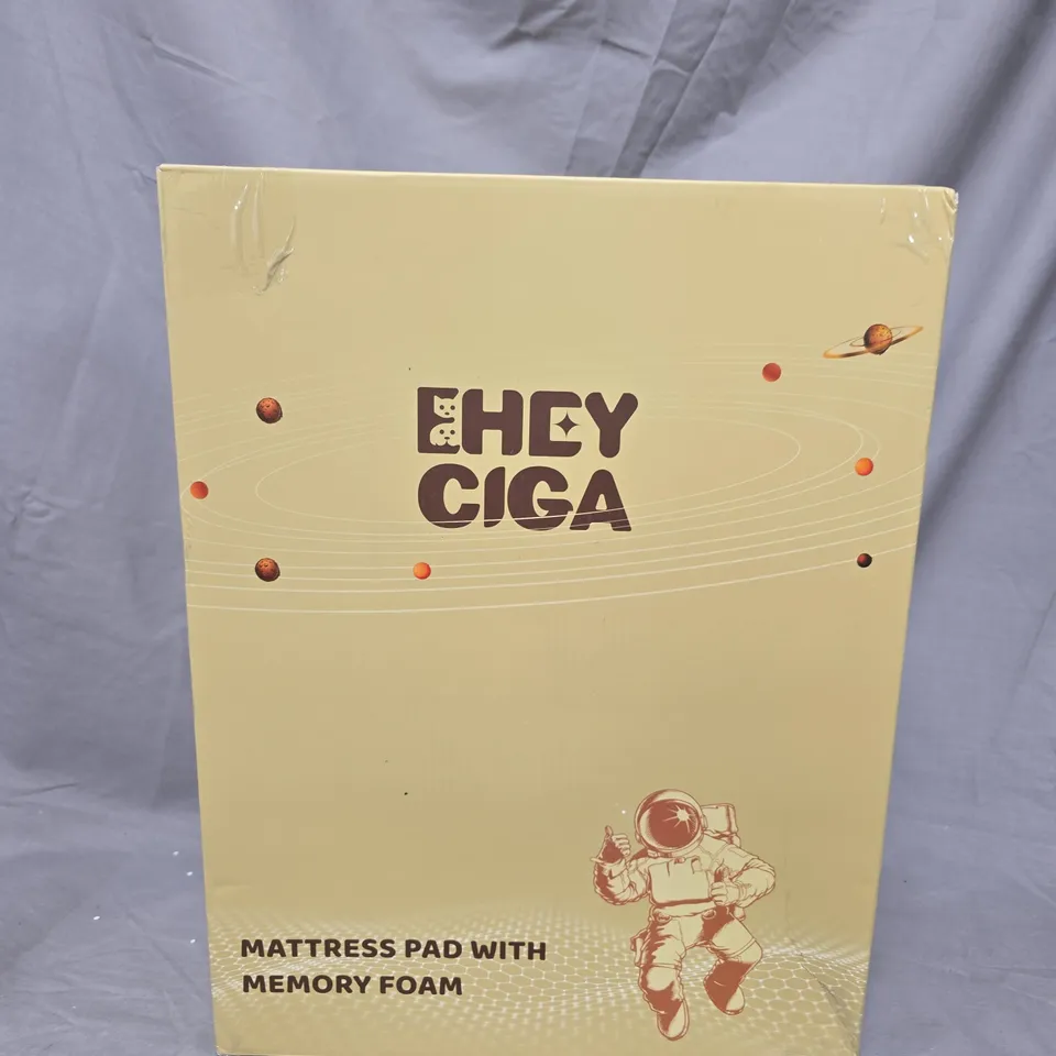 HEY CIGA MATTRESS PAD WITH MEMORY FOAM