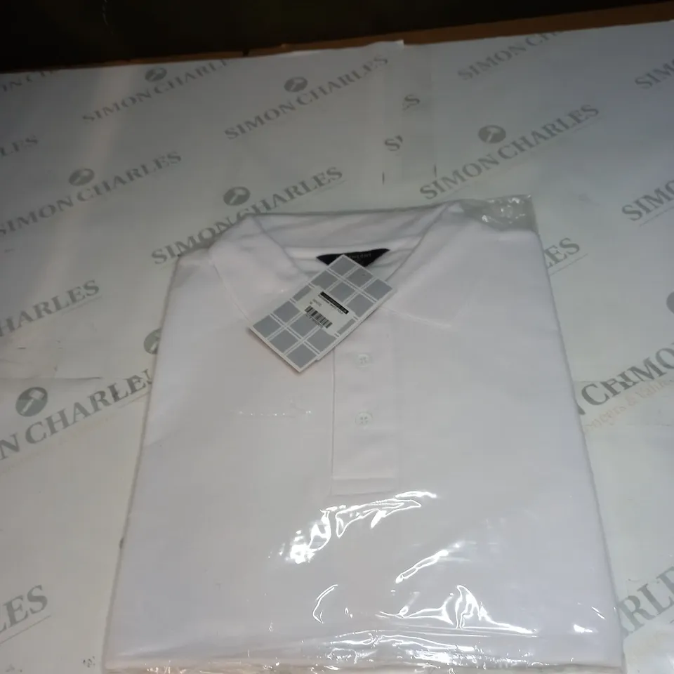 BAGGED STEVENSONS WOODBANK WHITE POLO SHIRT SIZE M