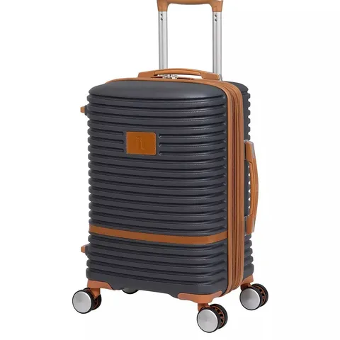 IT LUGGAGE REPLICATING LARGE CHARCOAL EXPANDABLE SUITCASE SET