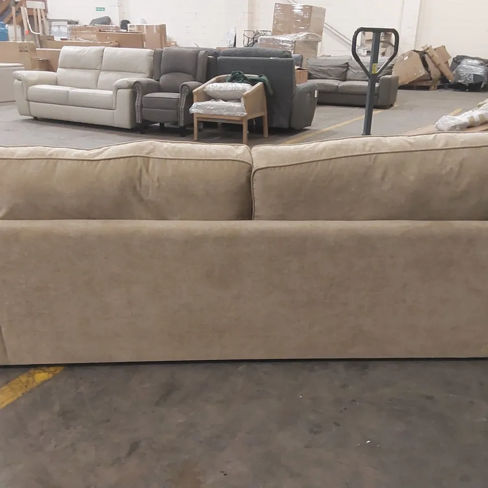 QUALITY DESIGNER WILLIAM 3 SEATER FABRIC UPHOLSTERED CUDDLER SOFA